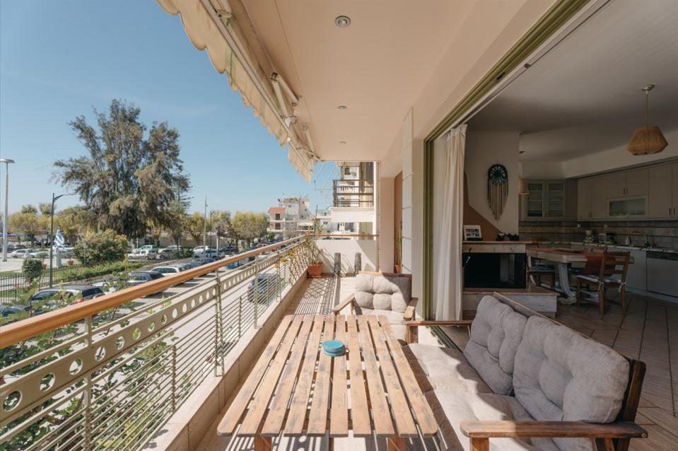 פאטרה Lazarus 2Bd Apartment In The Center מראה חיצוני תמונה